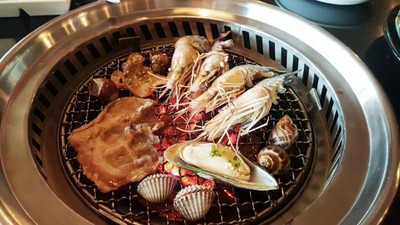 หอย หมู กุ้ง