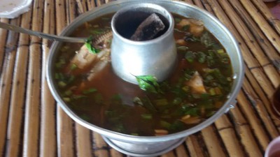 อาหาร หรือ เครื่องดื่ม