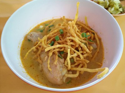 ข้าวซอยไก่