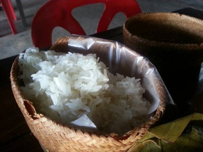 ข้าวเหนียวอุ่นๆร้อนๆ