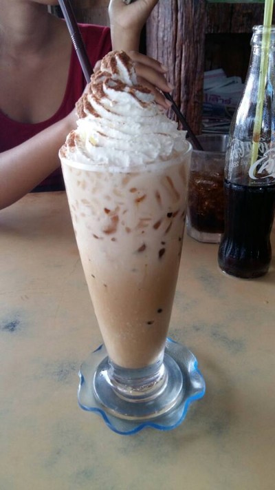 อาหาร หรือ เครื่องดื่ม