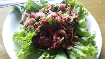 ยำหอยดอง