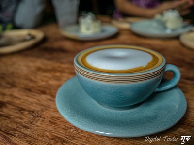 ลาเต้ร้อน