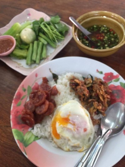 ข้าวราดแกงใต้