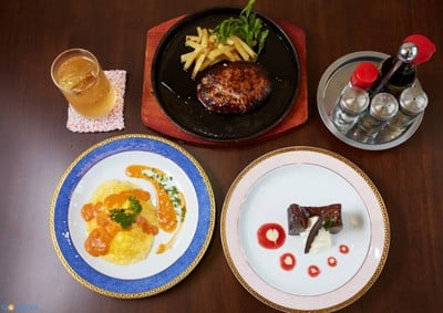 Sriracha-Ya 白茶家