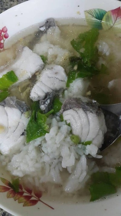 ข้าวต้มปลา ครัวบ้านเจ๊ใหญ่