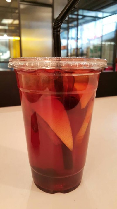 อาหาร หรือ เครื่องดื่ม