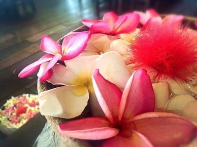 บ้านระเบียงน้ำ & กุ้งแม่น้ำเผา Delivery