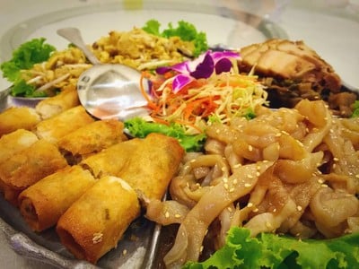 เล่งหงษ์ (Leng Hong Restaurant) เอกมัย รามอินทรา เล่งหงษ์ (Leng Hong Restaurant) เอกมัย รามอินทรา