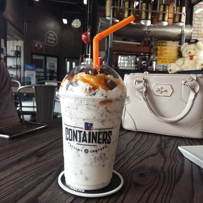 The Containers (เดอะ คอนเทนเนอร์) The Containers (เดอะ คอนเทนเนอร์)