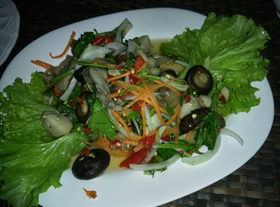 ยำเห็ดรวมมิตร