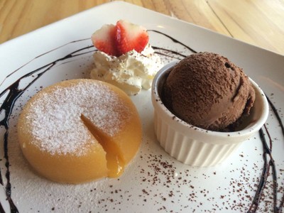The Garage Cafe (เดอะ การาจ คาเฟ่) The Garage Cafe (เดอะ การาจ คาเฟ่)