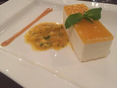 Mango cotta