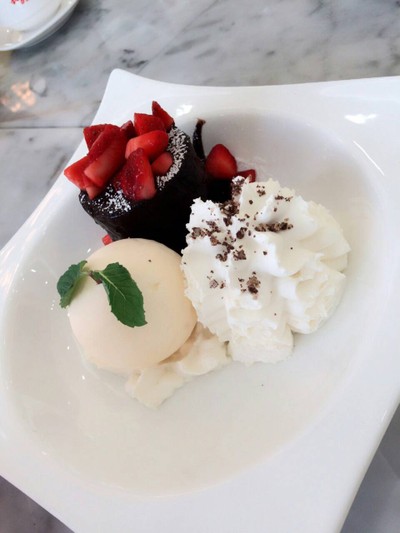 อาหาร หรือ เครื่องดื่ม