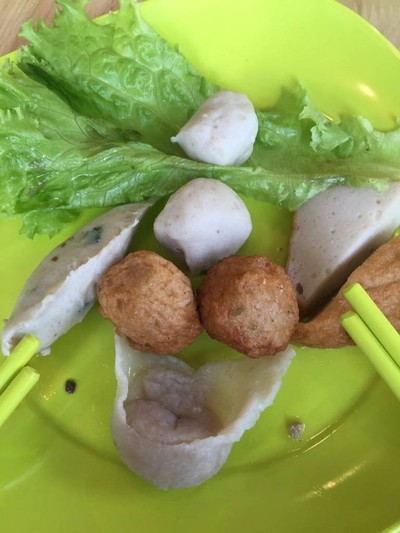 ลูกชิ้นปลารวมลวกจิ้ม