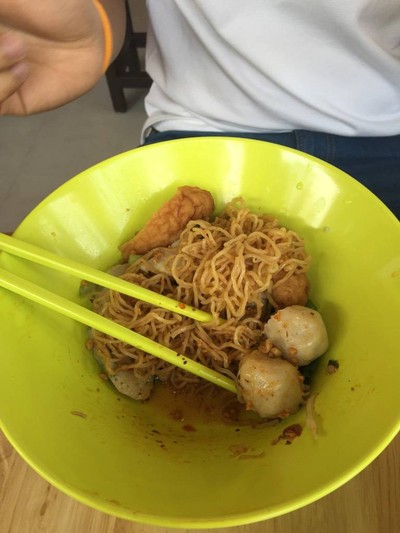 บะหมี่ลูกชิ้นปลา