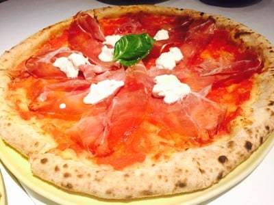 เมนูของร้าน Pizza Massilia ร่วมฤดี