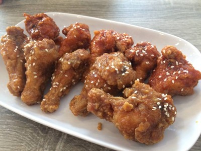 ไก่ทอดซอสเกาหลี & ซอสกระเทียม 129฿