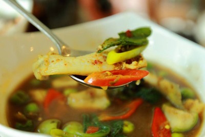 แกงป่าปลาเห็ดโคน