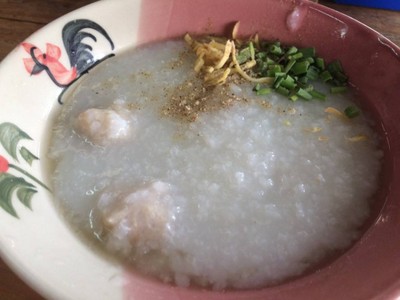เฝอนครพนม (ก๋วยเตี๋ยวเนื้อ) เฝอนครพนม (ก๋วยเตี๋ยวเนื้อ)