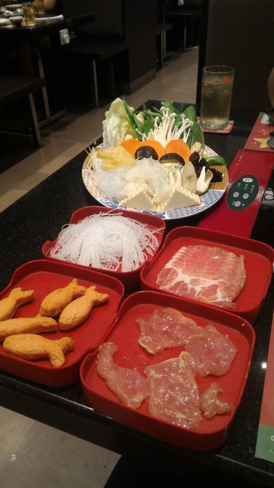 อาหาร หรือ เครื่องดื่ม