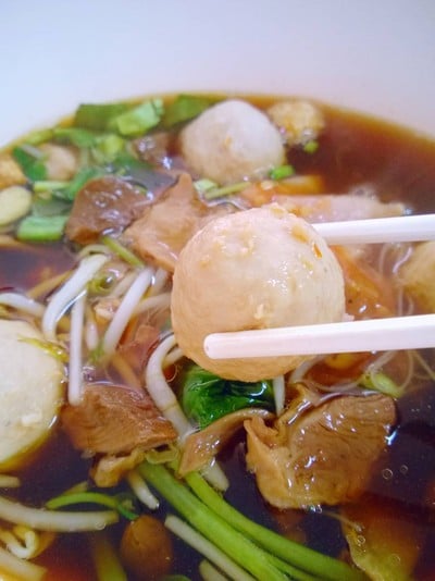 เมนูของร้าน ก๋วยเตี๋ยวเป่าปาก