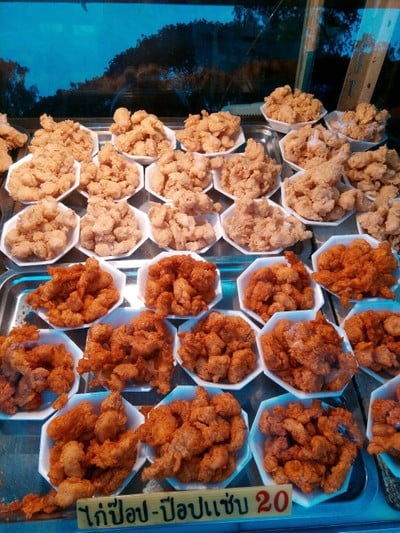 ไก่ทอด K&C เคแอนด์ซี หลัง มช.