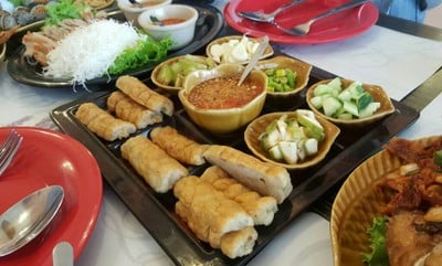 แหนมเนือง