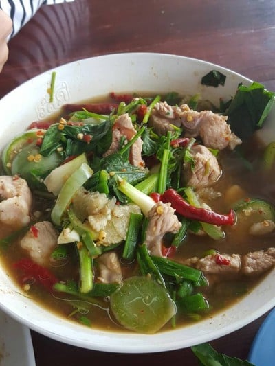 อาหาร หรือ เครื่องดื่ม