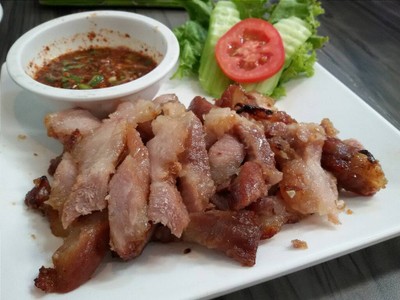คอหมูย่าง 95.+