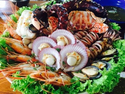 ก๋วยเตี๋ยวผู้พัน