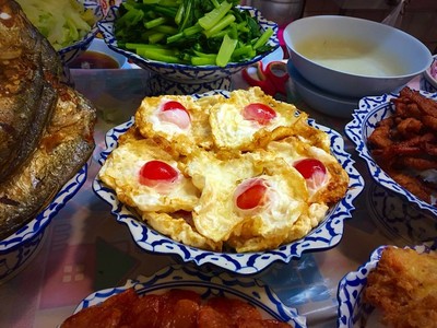 ไข่ดาว