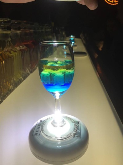 ของโต๊ะข้างๆ