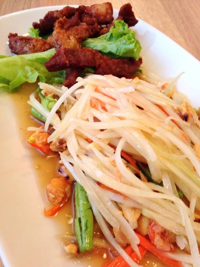 ส้มตำหมูทอด