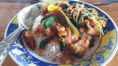 ผัดเผ็ดหมูป่า