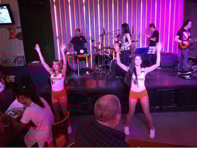 Hooters  Pattaya