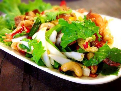 แพอาหารพันธ์ไม้สายน้ำ (Panmai Sainam) บางปลาม้า แพอาหารพันธ์ไม้สายน้ำ (Panmai Sainam) บางปลาม้า