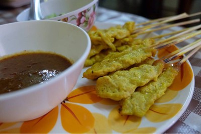 หมูสะเต๊ะ