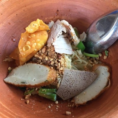 ก๋วยเตี๋ยวโบราณเจ๊แหว๋ว