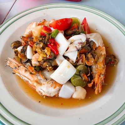 ส้มตำปูม้ารสทิพย์ (Som Tum Pu Ma Rod Tip) ส้มตำปูม้ารสทิพย์ (Som Tum Pu Ma Rod Tip)