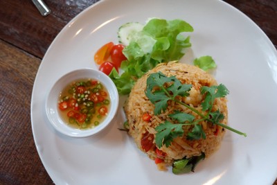 ข้าวผัดต้มยำกุ้ง