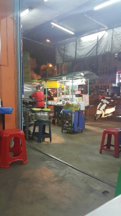บรรยากาศ จ๋านะ สุกี้ ก๋วยเตี๋ยวคั่ว