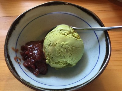 ไอศกรีมชาเขียวถั่วแดง