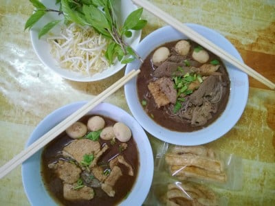 เมนูของร้าน ก๋วยเตี๋ยวเรือสูตรอยุธยา