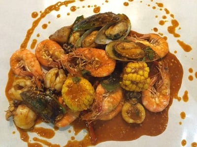Combo Mixed Seafood set ตัวซอส Signature