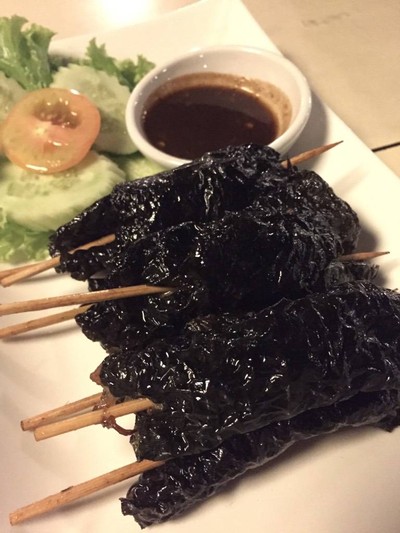อาหาร หรือ เครื่องดื่ม