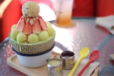 เมลอนสตรอเบอร์รี่บิงซู