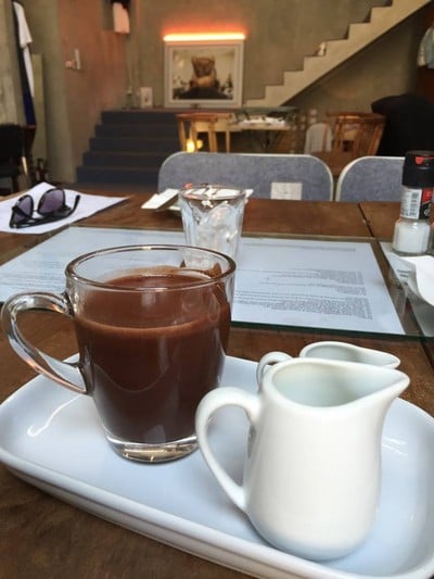 wwa cafe x chooseless Ekamai 21