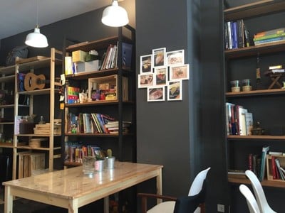 บรรยากาศ NEWBURY COFFEE HOUSE กังสดาล