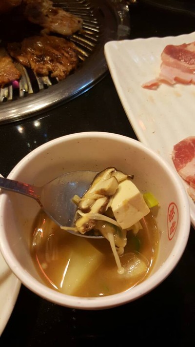 ซุปที่ให้มาในเซตบุฟฯ อร่อยได้อยู่